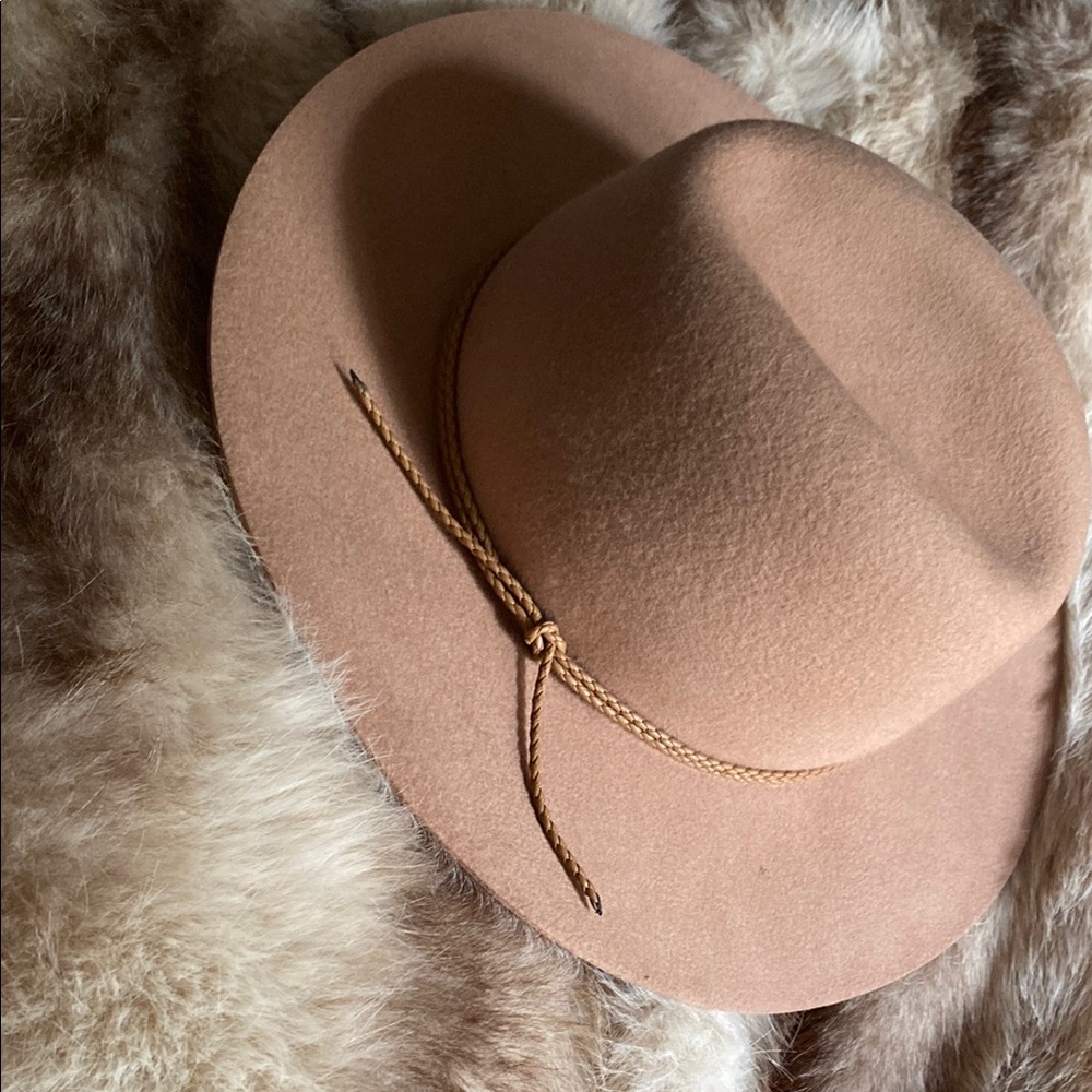 GAP Tan Fedora Hat Accessories